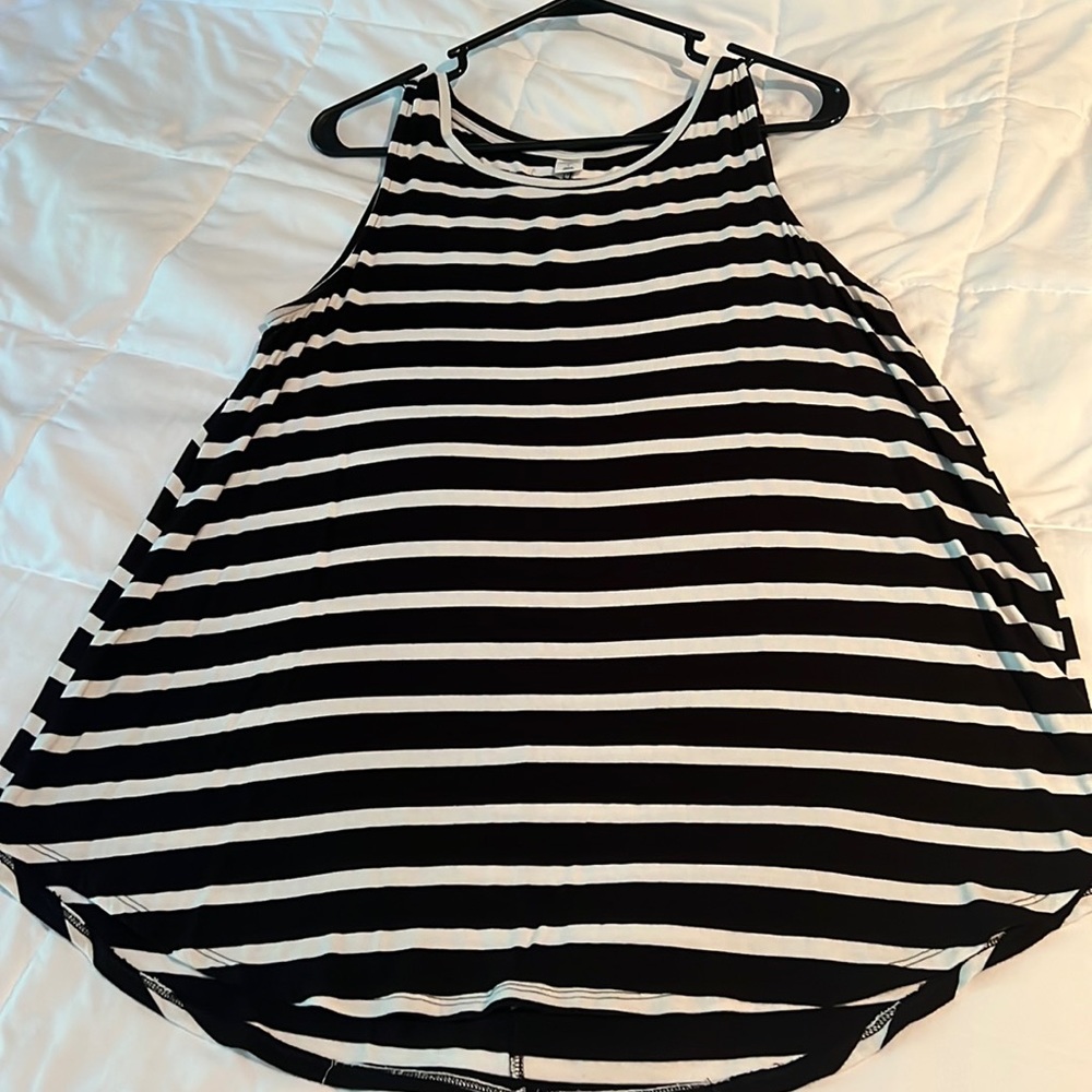 Old navy luxe swing tank top. Size L